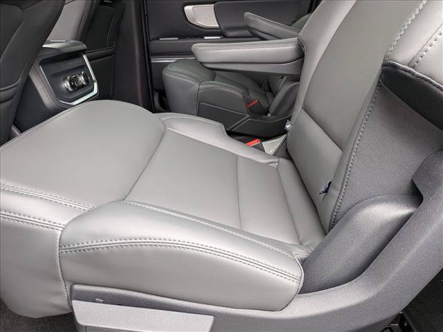 New 2026 Ford Expedition Active RWD image 14