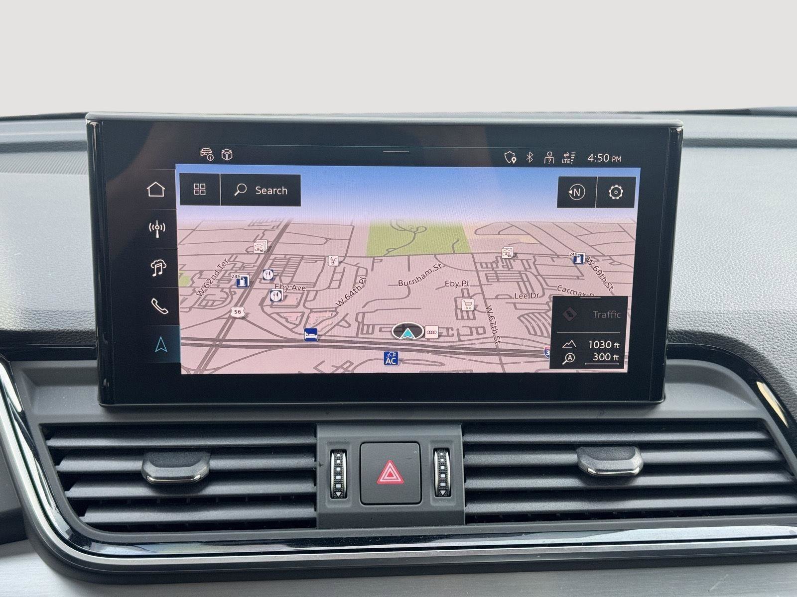 Used 2024 Audi Q5 e Prestige w/ Prestige Package image 17