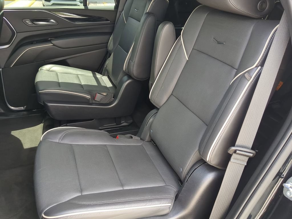 Used 2023 Cadillac Escalade Sport AWD/4WD image 18