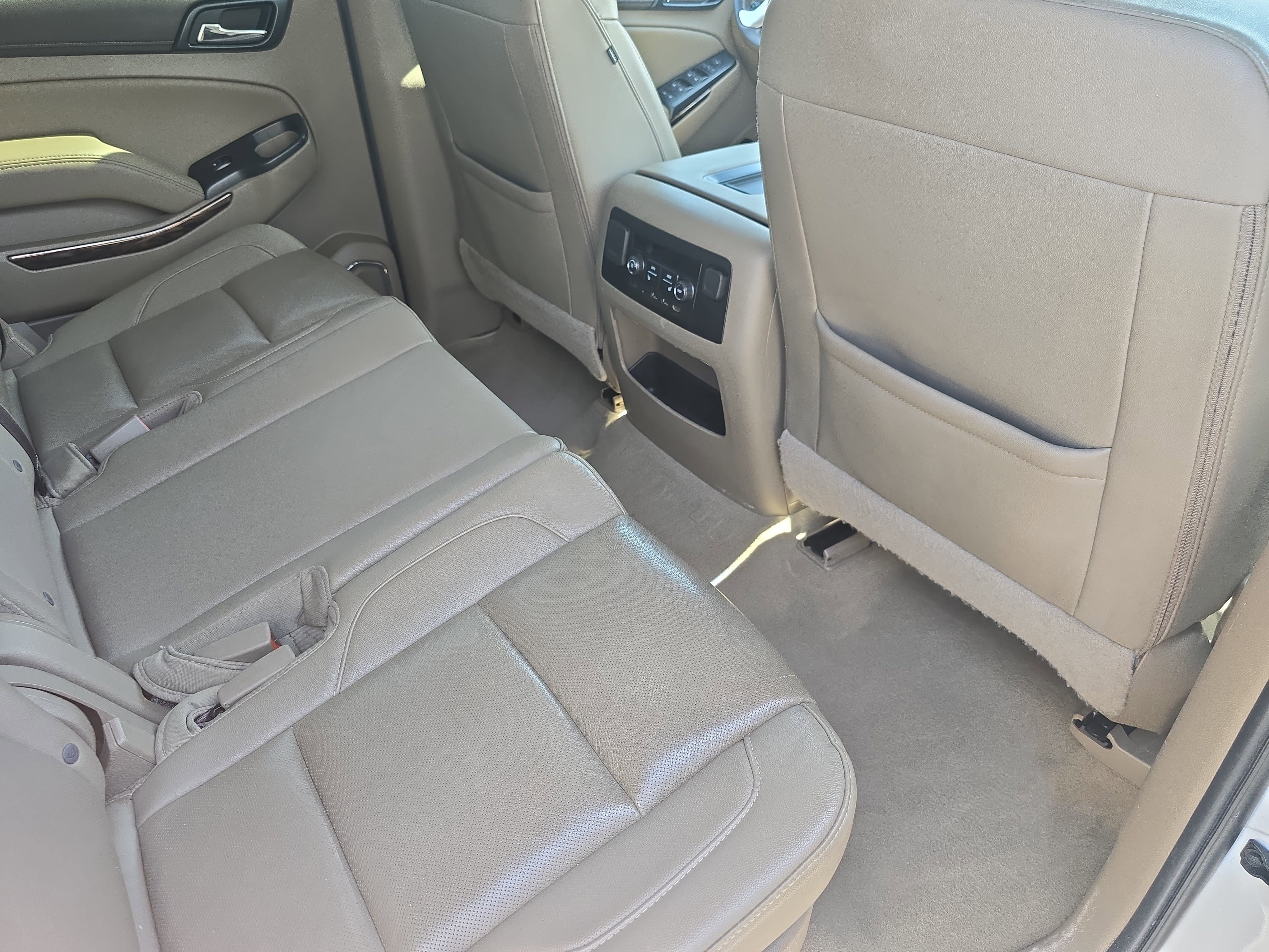 Used 2019 GMC Yukon XL SLT w/ Open Road Package image 11