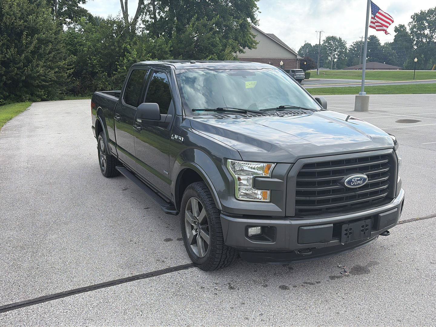 Used 2016 Ford F150 XLT w/ Equipment Group 302A Luxury AWD/4WD image 6
