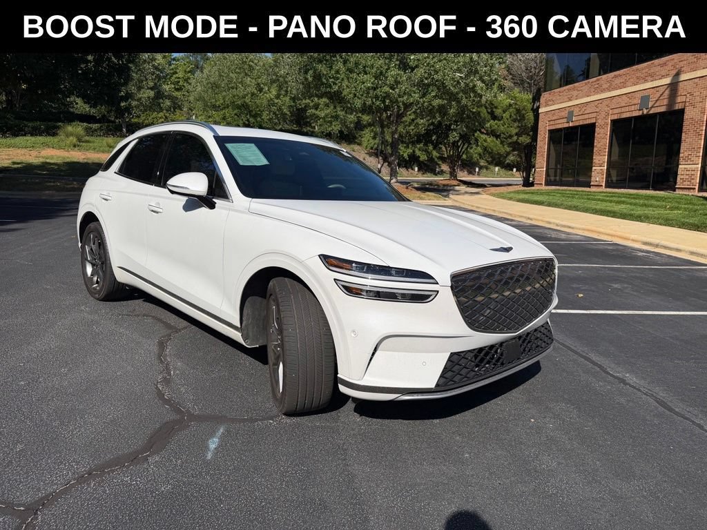 Used 2025 Genesis Electrified GV70 AWD/4WD image 4