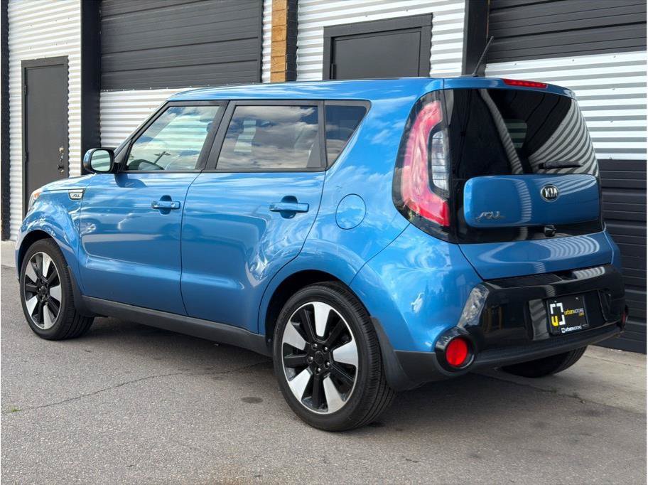 Used 2016 Kia Soul + w/ Designer's Package FWD image 7