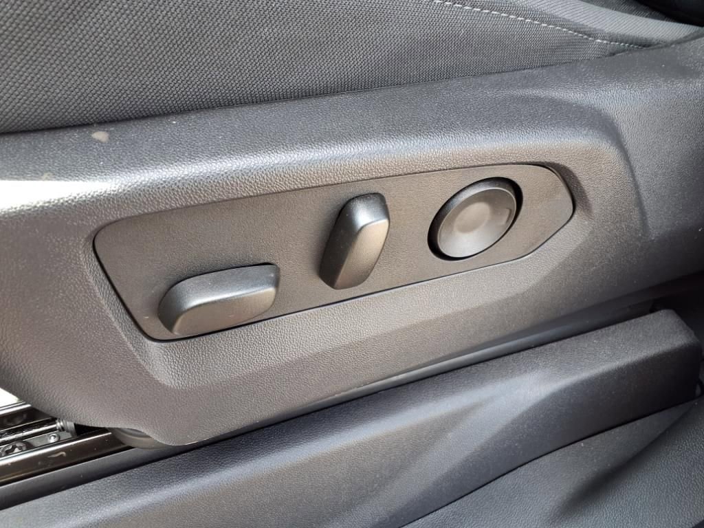 Used 2024 GMC Sierra 1500 Elevation image 14