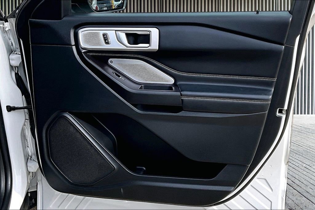 Used 2020 Ford Explorer ST w/ Premium Technology Package image 25