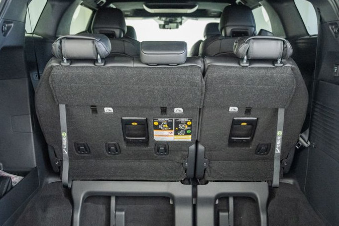 New 2026 Toyota Sienna Platinum AWD/4WD image 19