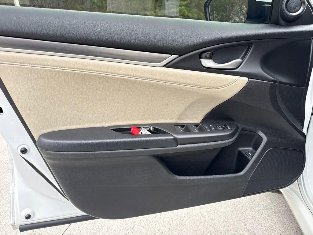 Used 2019 Honda Civic EX-L image 14