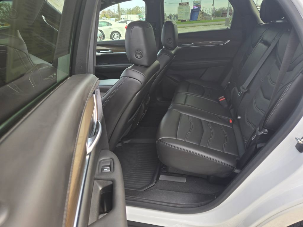 Used 2023 Cadillac XT5 Premium Luxury w/ Platinum Package image 8