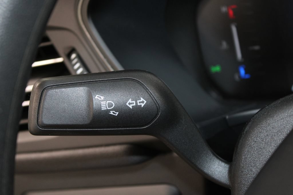 Used 2025 Ford Escape Active AWD/4WD image 33