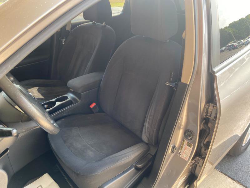 Used 2010 Nissan Rogue S w/ 360 Degree Value Pkg AWD/4WD image 14