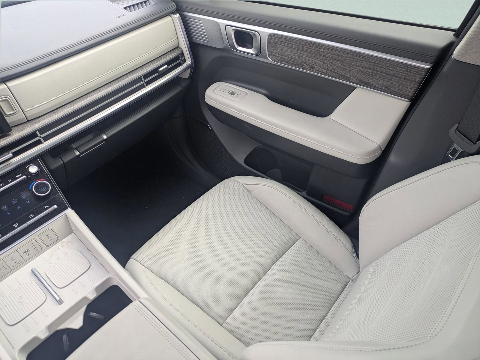 Used 2024 Hyundai Santa Fe Limited image 20