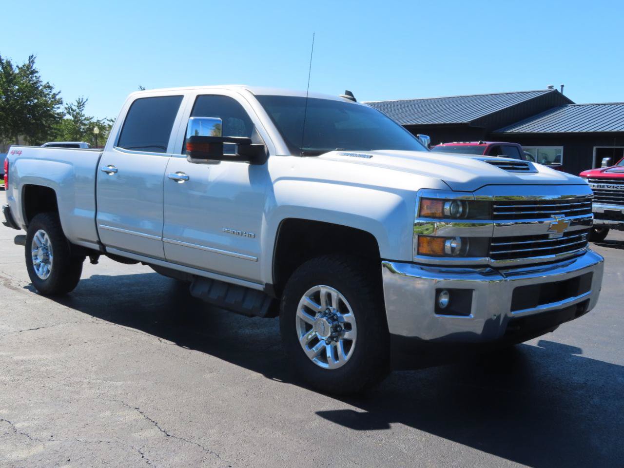 Used 2019 Chevrolet Silverado 2500 LTZ w/ Duramax Plus Package AWD/4WD image 8