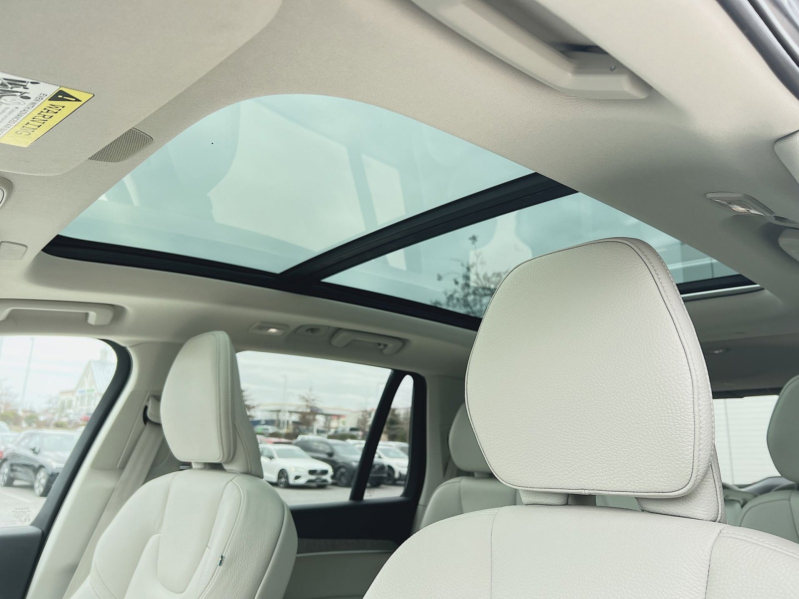 Used 2023 Volvo XC90 B6 Plus w/ Protection Package Premier image 24