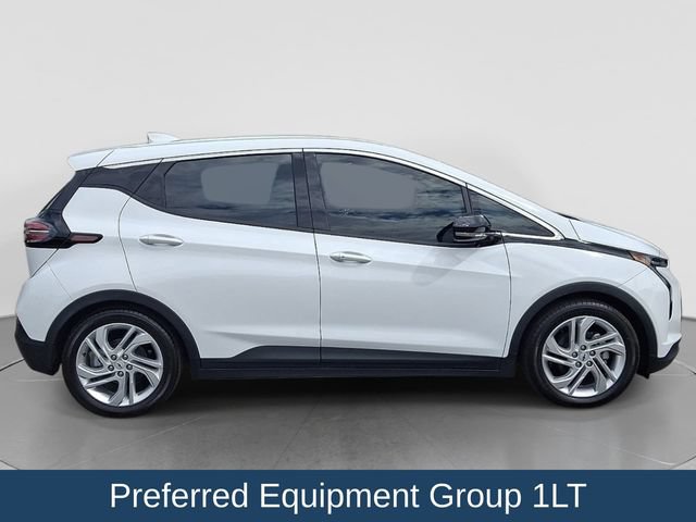 Used 2023 Chevrolet Bolt LT w/ Driver Confidence Package FWD image 9