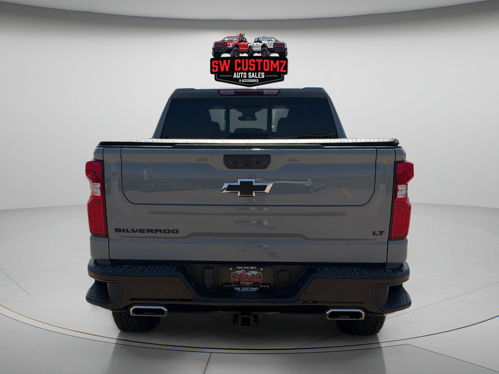 Used 2024 Chevrolet Silverado 1500 LT Trail Boss w/ Convenience Package II AWD/4WD image 6