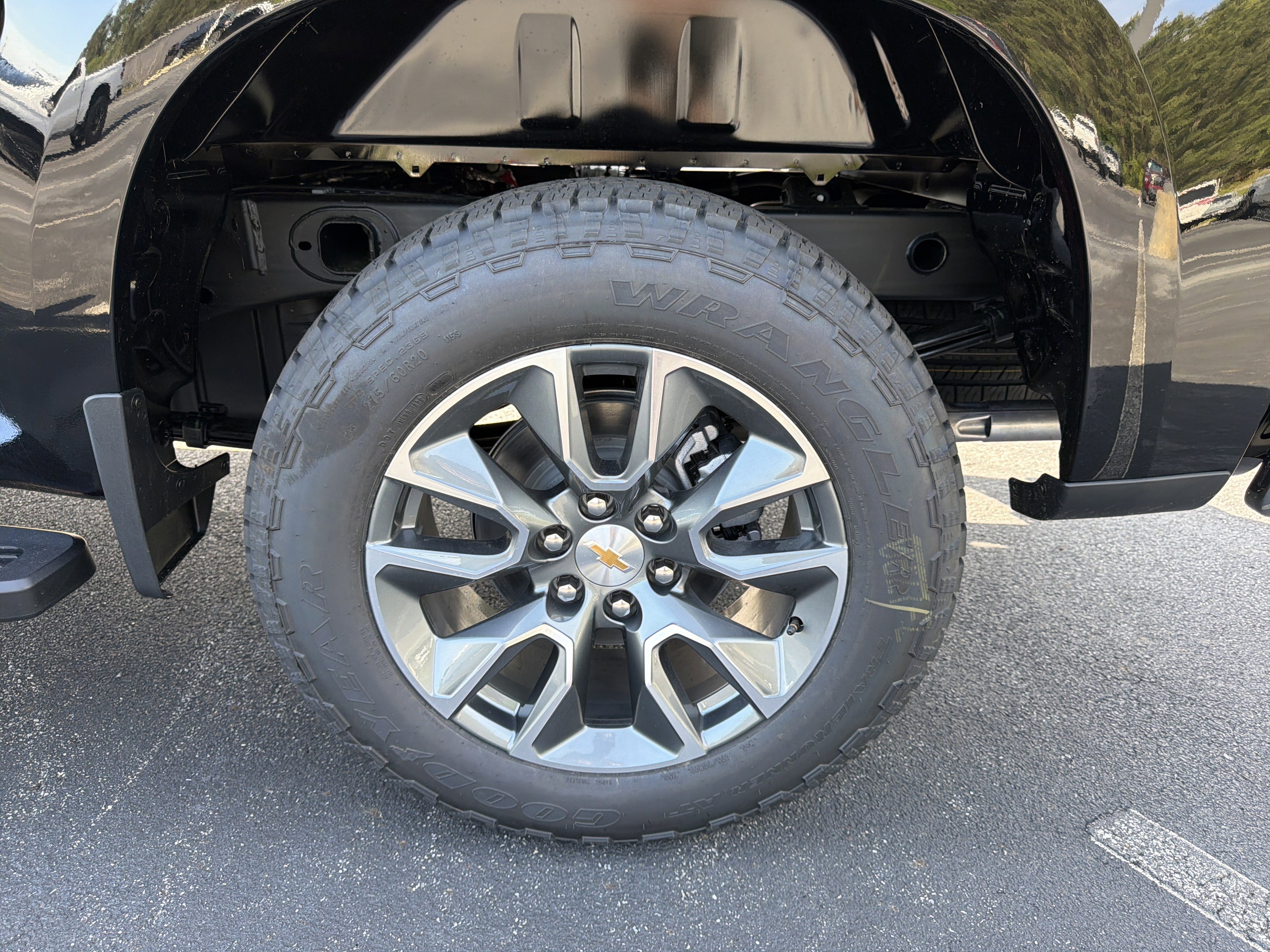 New 2026 Chevrolet Silverado 1500 LT w/ Z71 Off-Road Package AWD/4WD image 19