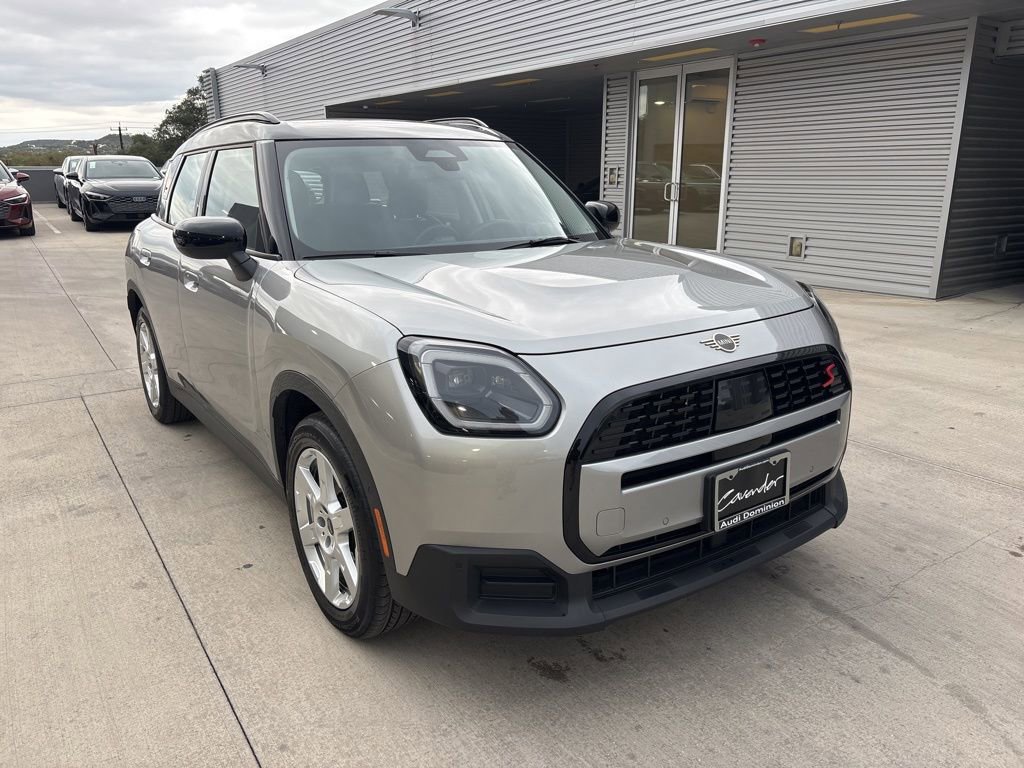 Used 2025 MINI Cooper Countryman S image 3