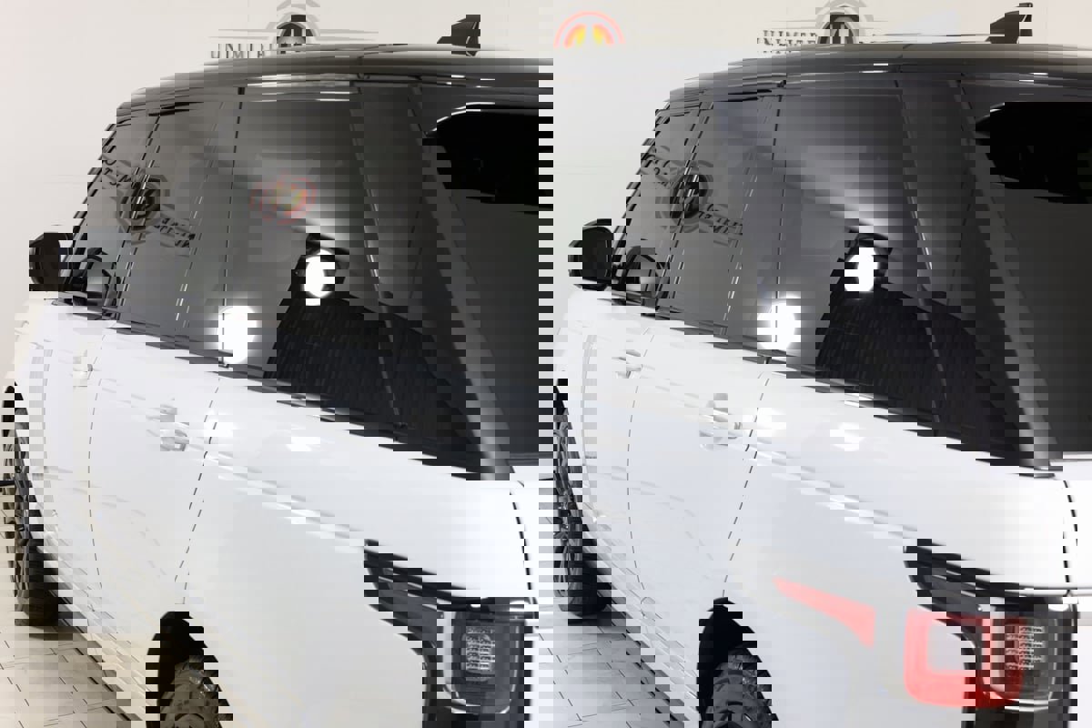 Used 2019 Land Rover Range Rover Autobiography image 49