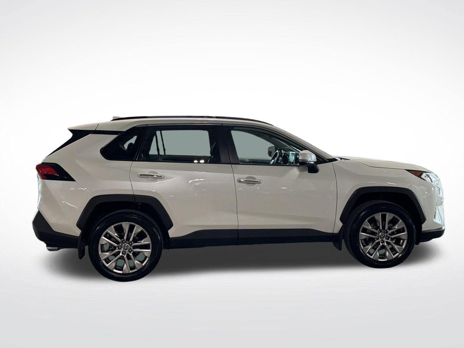 Used 2021 Toyota RAV4 Limited w/ Limited Grade Weather Package image 10