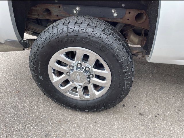 Used 2018 Chevrolet Silverado 2500 LTZ w/ Duramax Plus Package AWD/4WD image 38