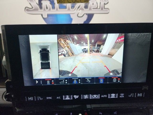 New 2025 GMC Hummer EV 3X w/ LPO, Dark Essentials Package image 16