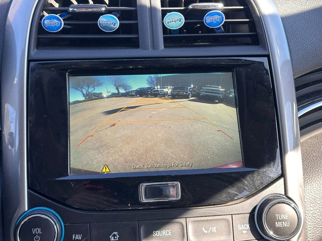 Used 2015 Chevrolet Malibu LT image 33