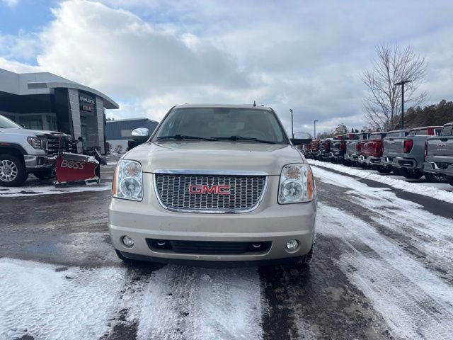 Used 2013 GMC Yukon XL SLT w/ Regional Value Package video 2