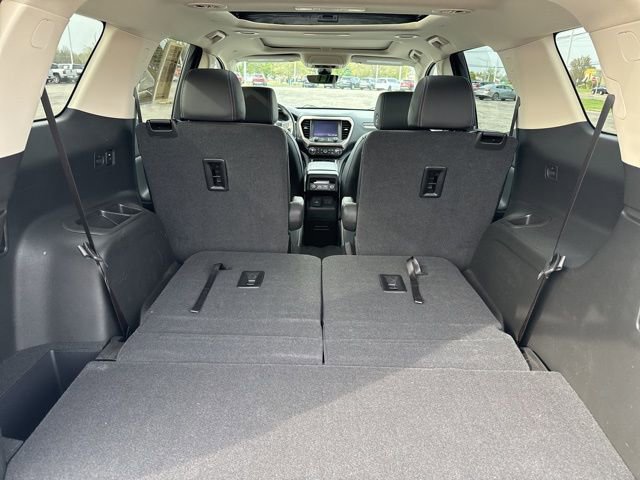 Used 2023 GMC Acadia Denali w/ Denali Ultimate Package FWD image 14