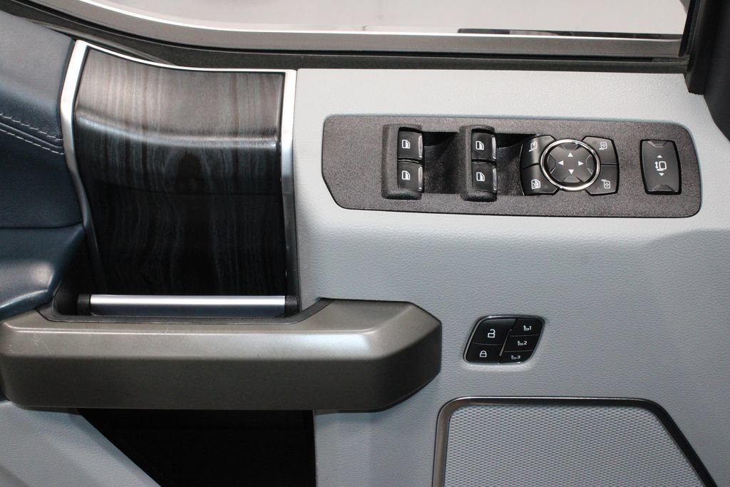 Certified 2022 Ford F250 Limited AWD/4WD image 23