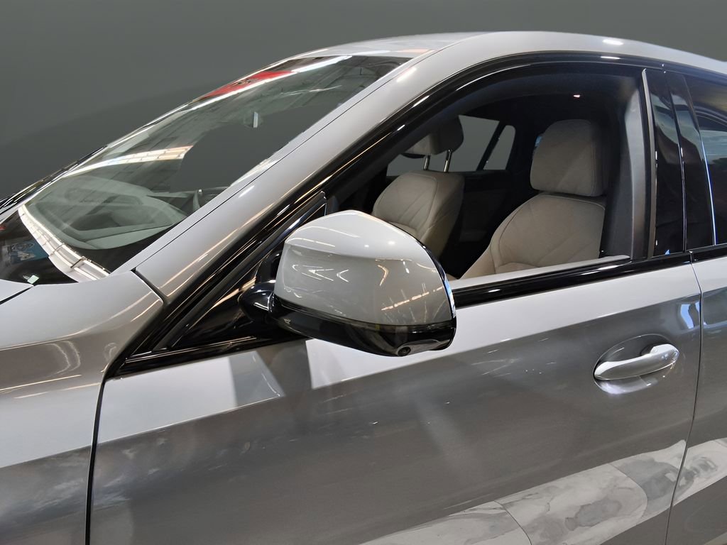 Used 2026 BMW X6 xDrive40i AWD/4WD image 11