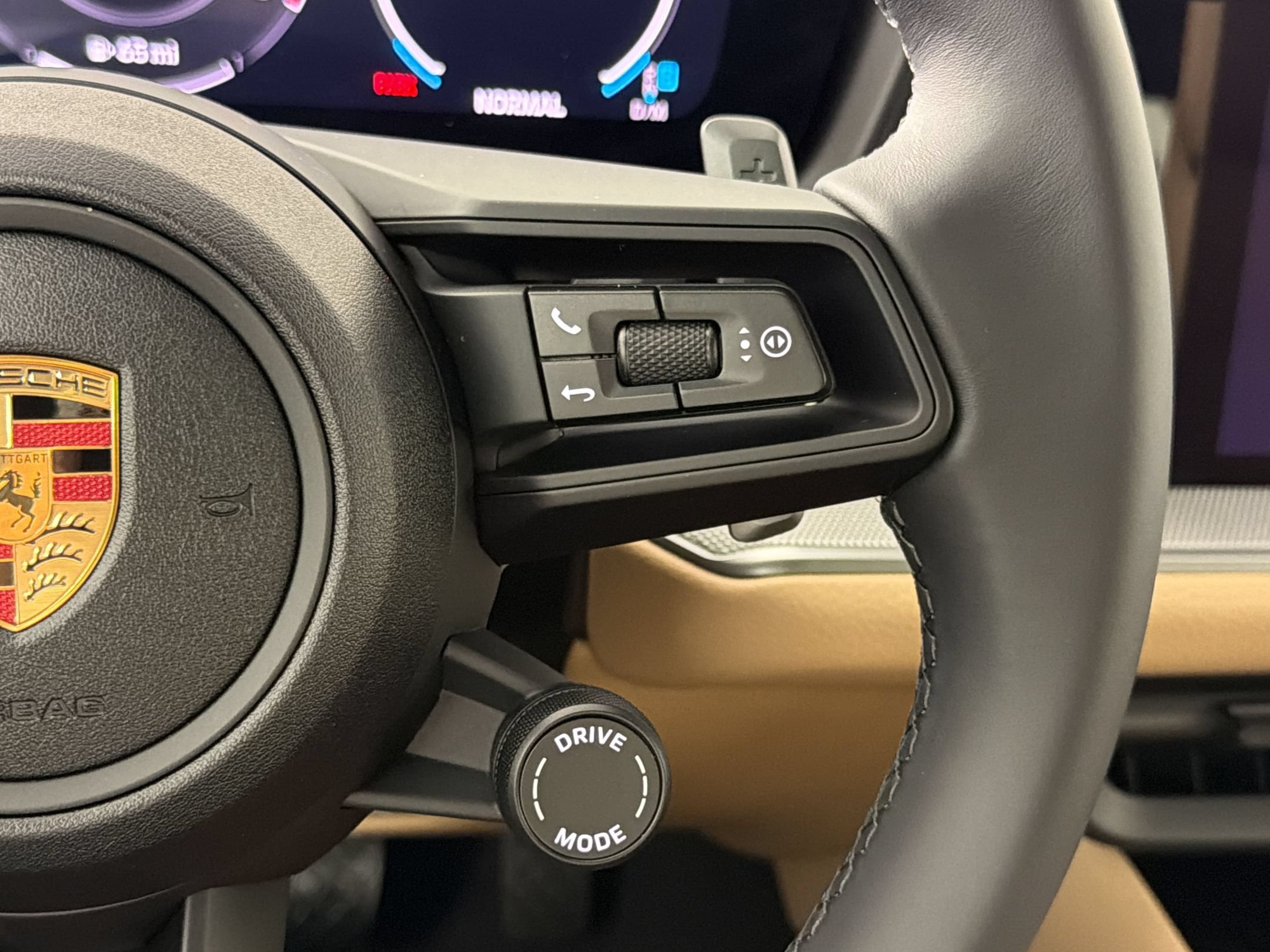 New 2026 Porsche Cayenne AWD/4WD image 27