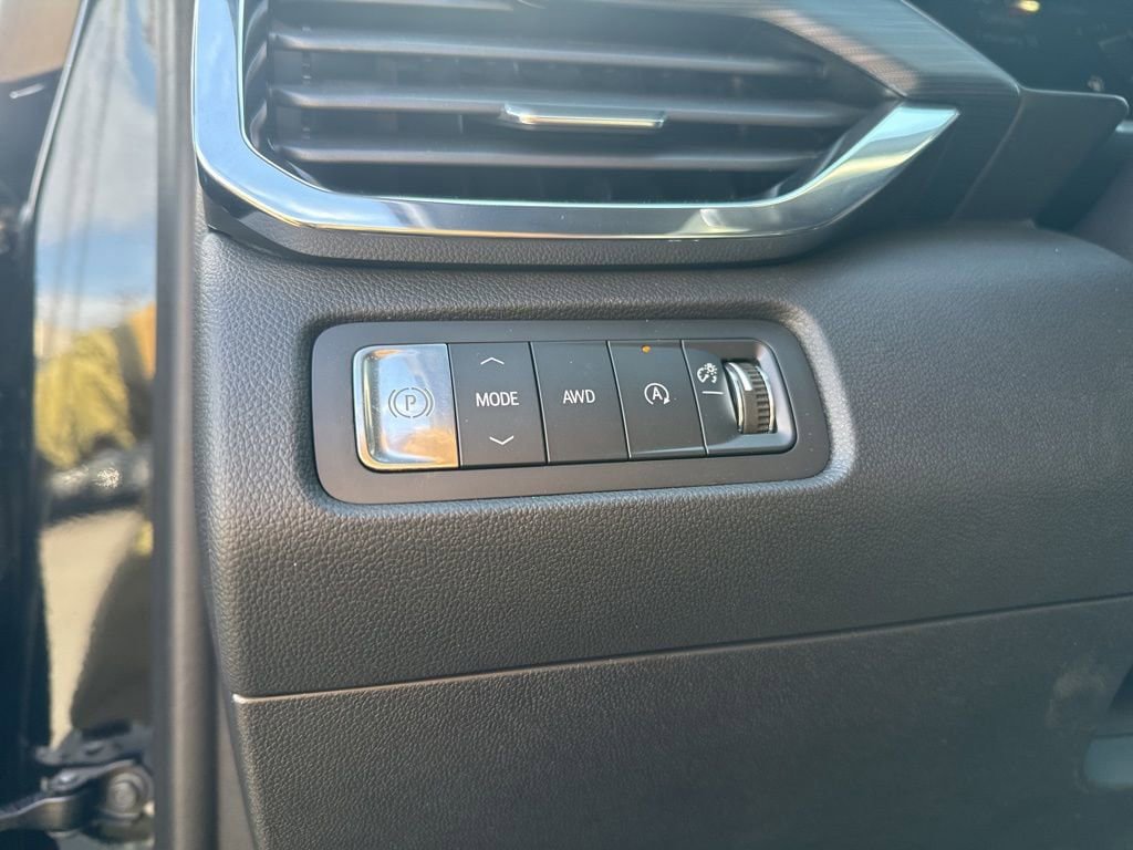 New 2025 GMC Acadia Elevation AWD/4WD image 23