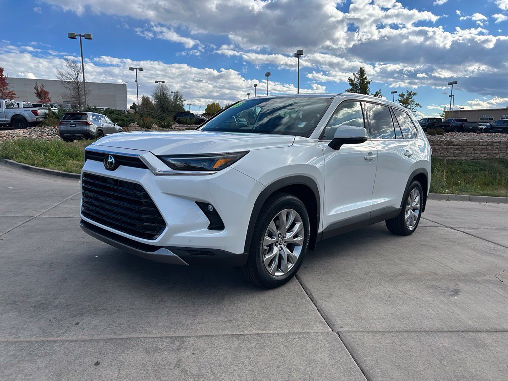 Used 2026 Toyota Grand Highlander AWD Hybrid image 5