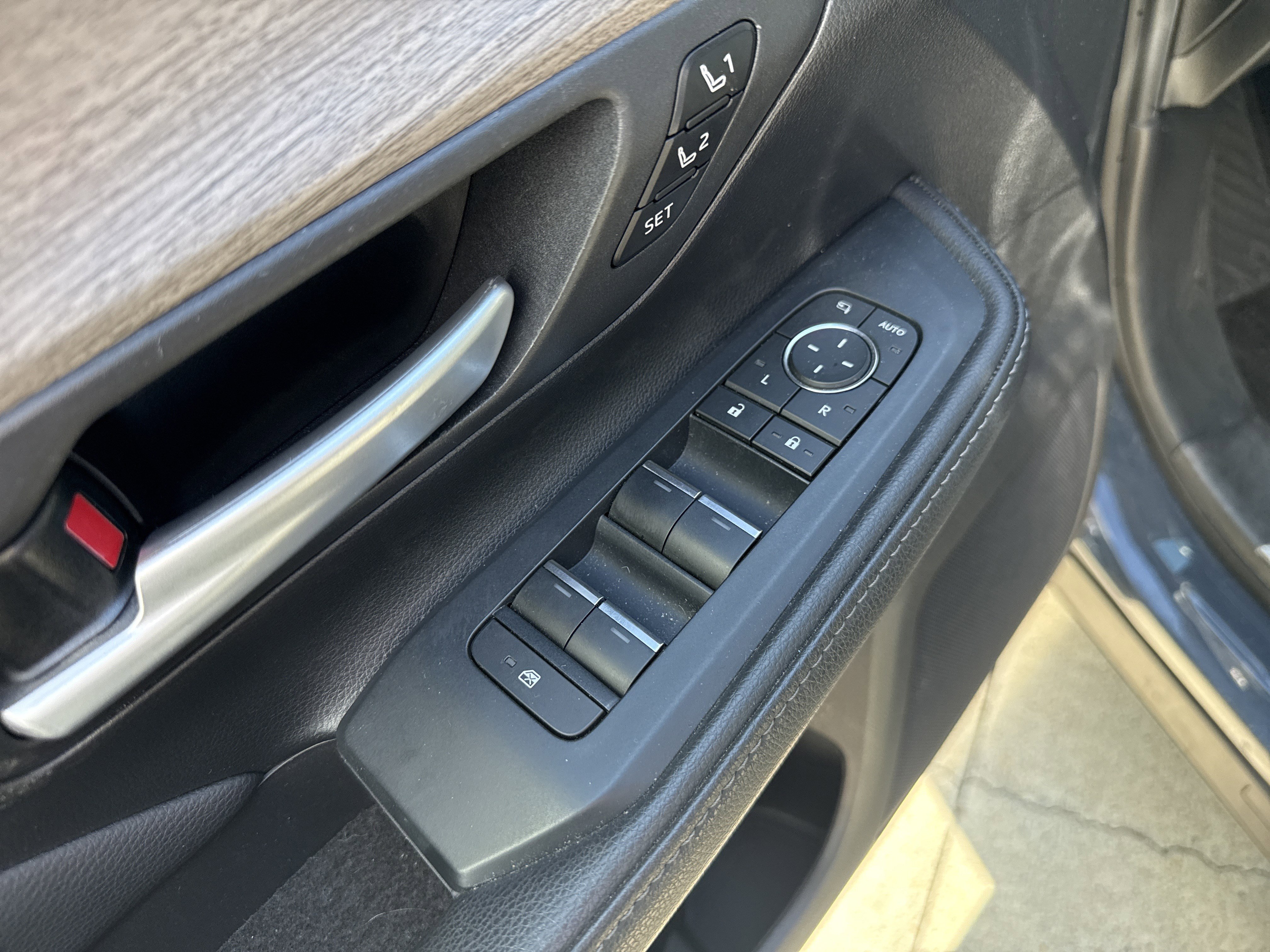 Used 2024 Toyota Grand Highlander AWD image 14