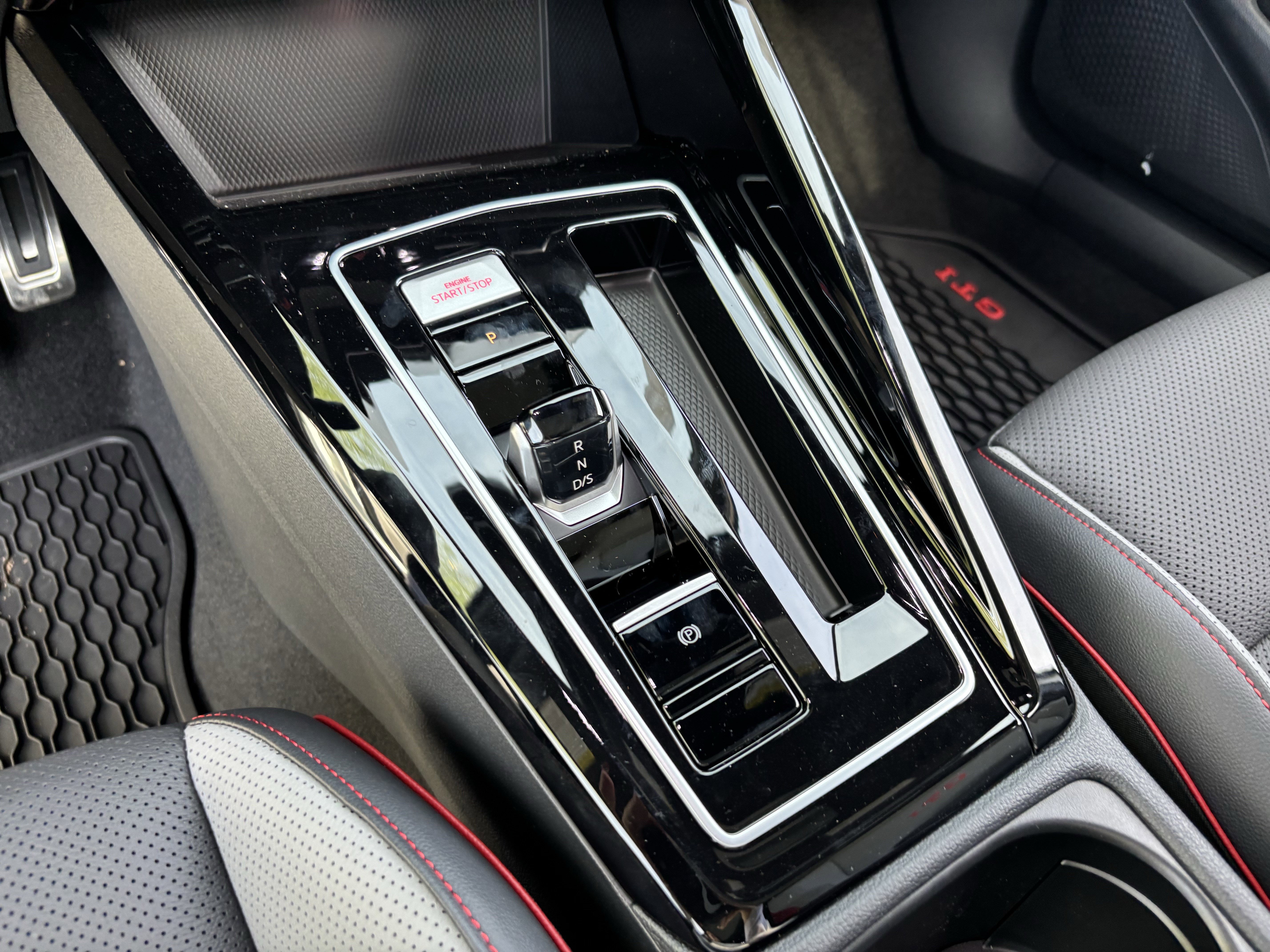 New 2026 Volkswagen GTI SE image 19