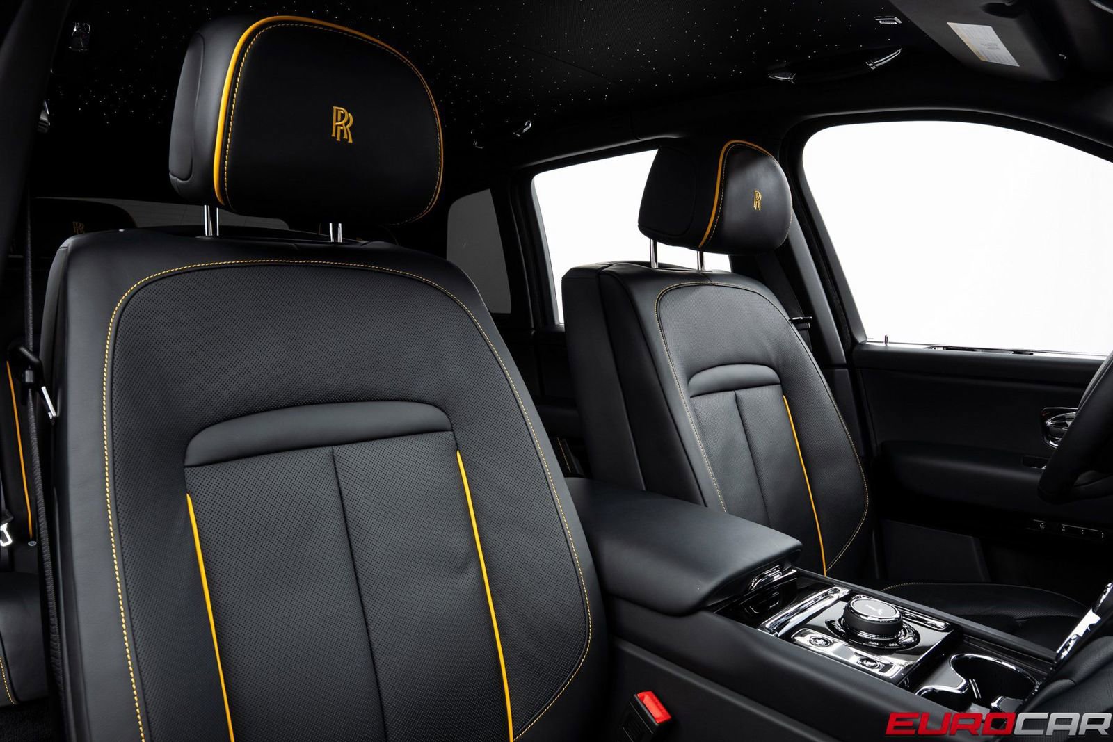 Used 2024 Rolls-Royce Cullinan AWD/4WD image 37