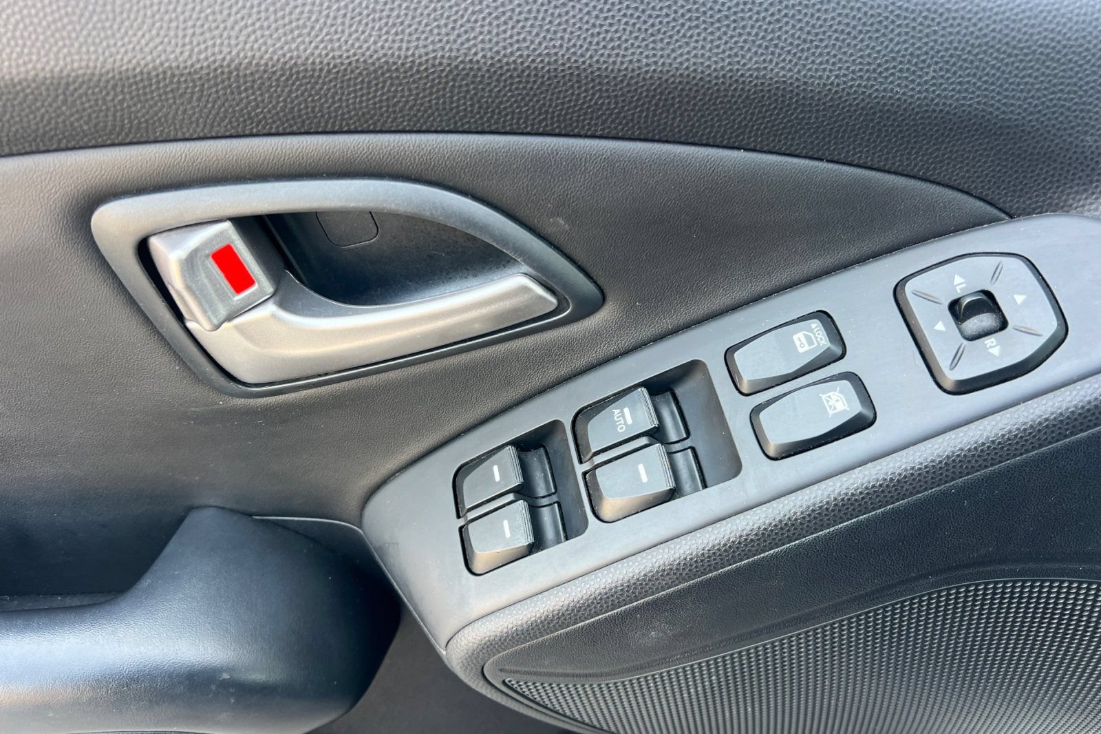 Used 2013 Hyundai Tucson GLS AWD/4WD image 11