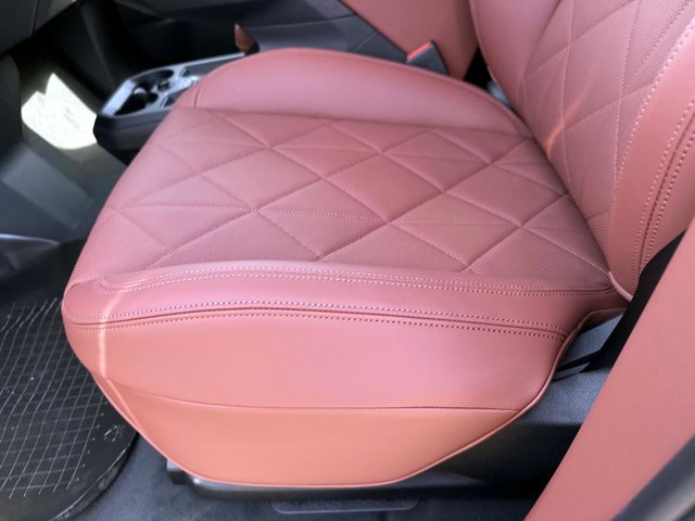 New 2026 BMW iX xDrive45 w/ M Sport Package image 21