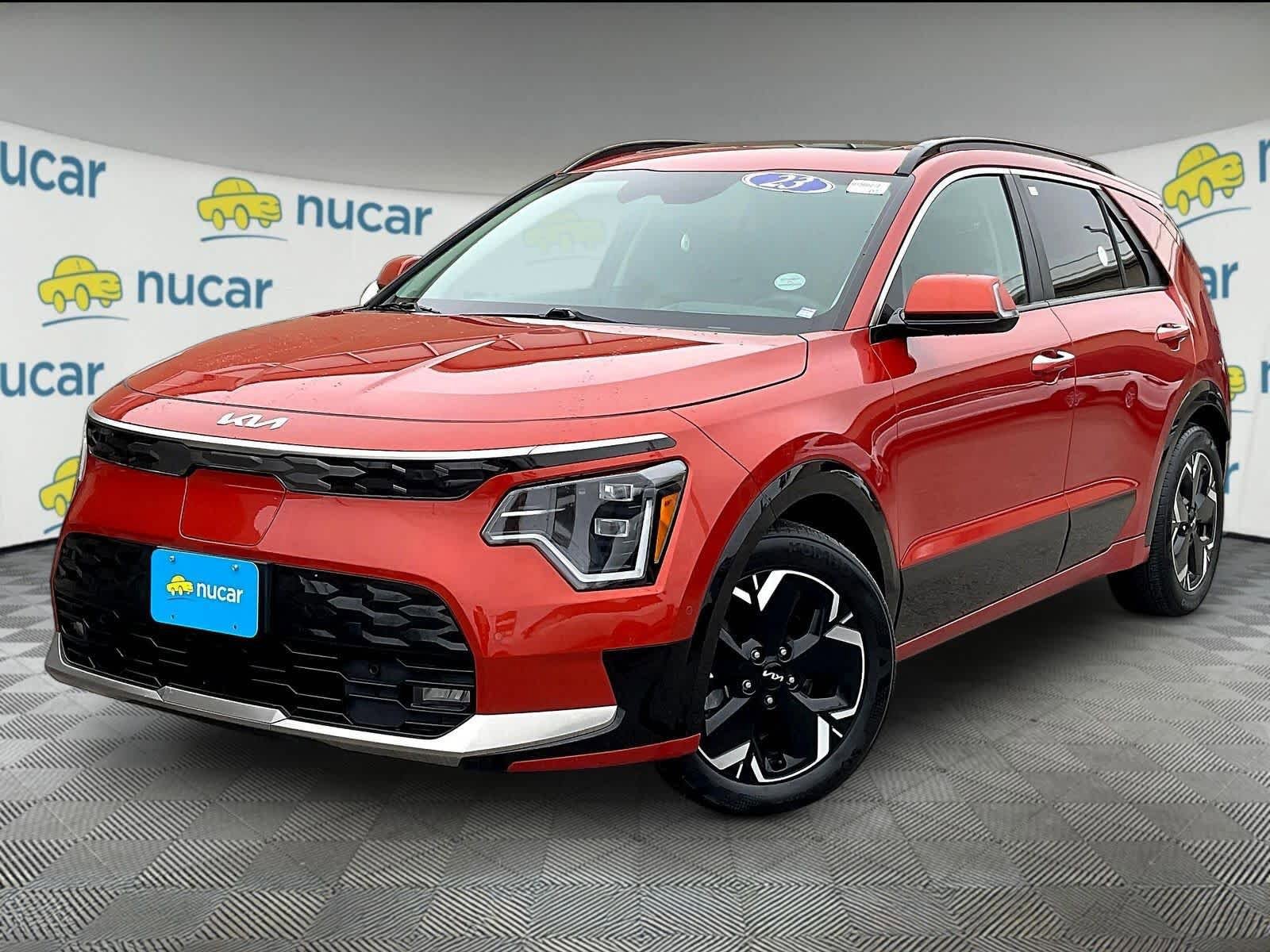 Used 2023 Kia Niro Wave w/ Wave Preserve Package FWD image 3