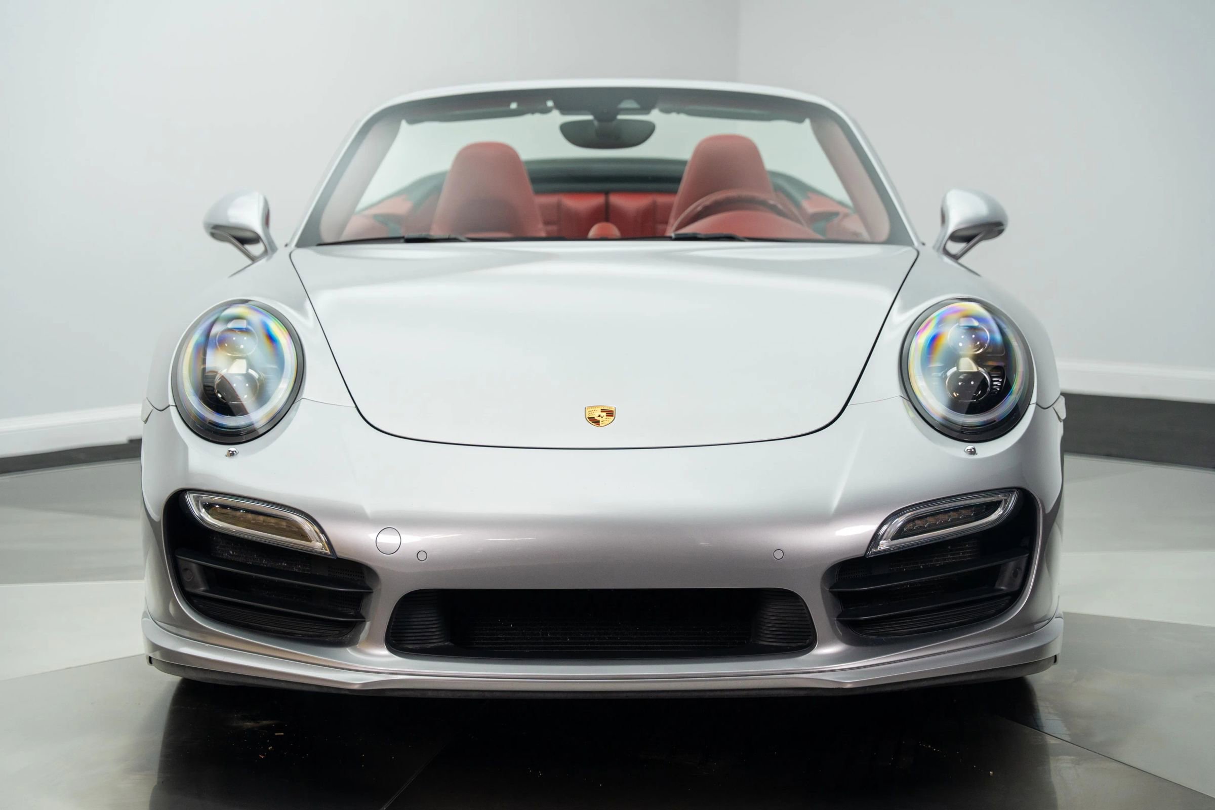Used 2015 Porsche 911 Turbo image 20