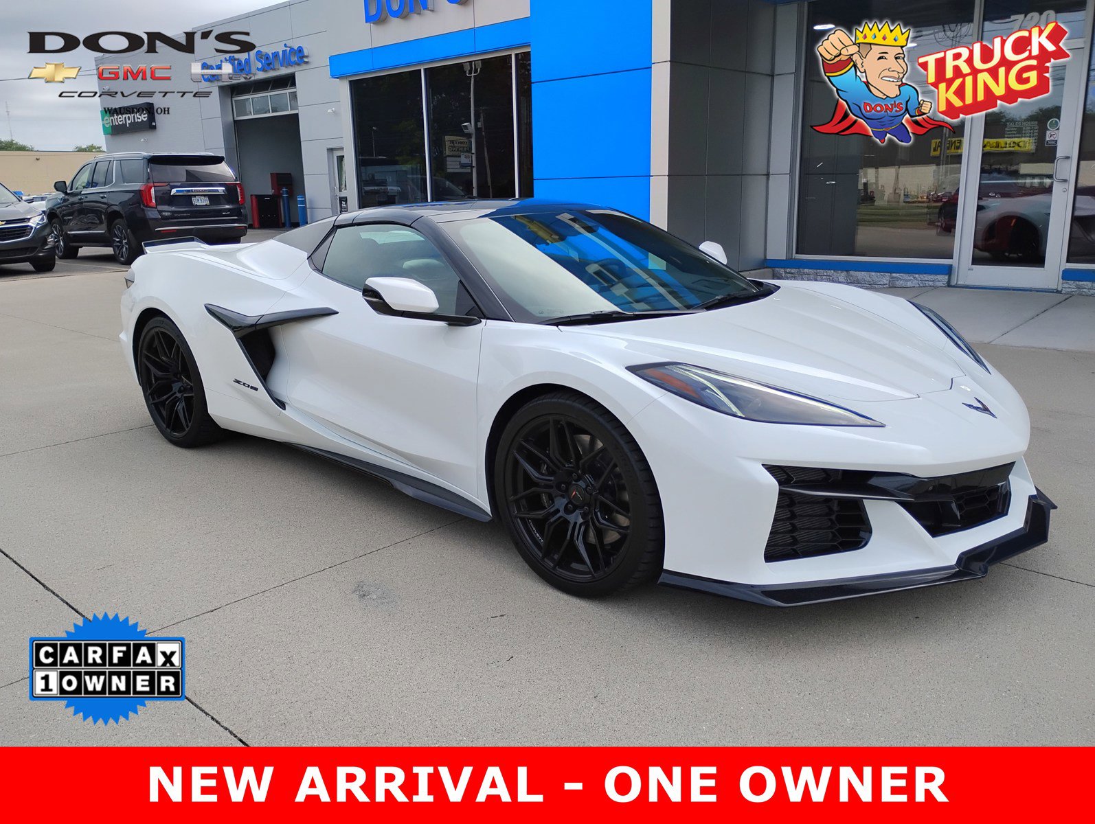 Used 2024 Chevrolet Corvette Z06 w/ Battery Protection Package image 1