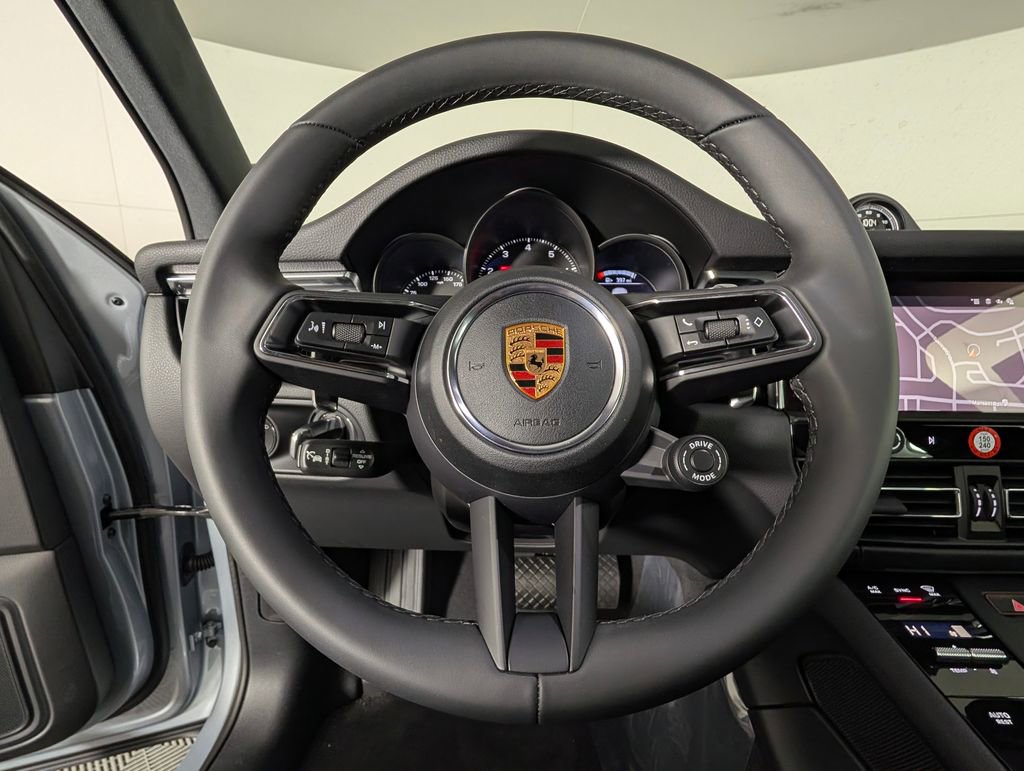 New 2026 Porsche Macan image 36