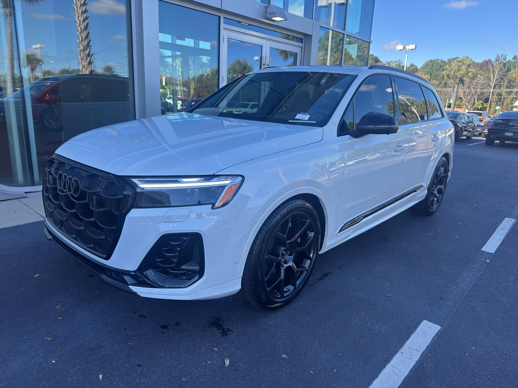 New 2026 Audi SQ7 Premium Plus image 2
