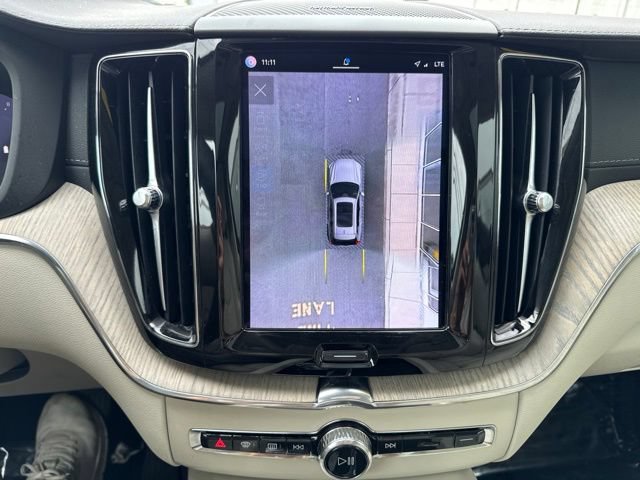 Certified 2022 Volvo XC60 B5 Inscription w/ Advanced Package AWD/4WD image 27