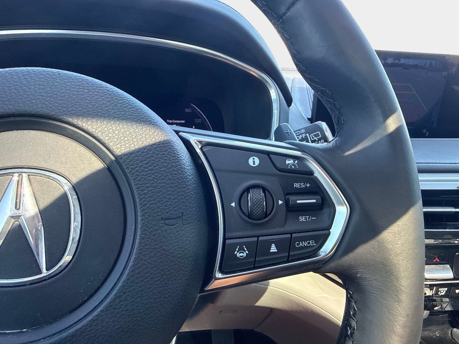 Used 2023 Acura MDX FWD w/ Technology Package image 29