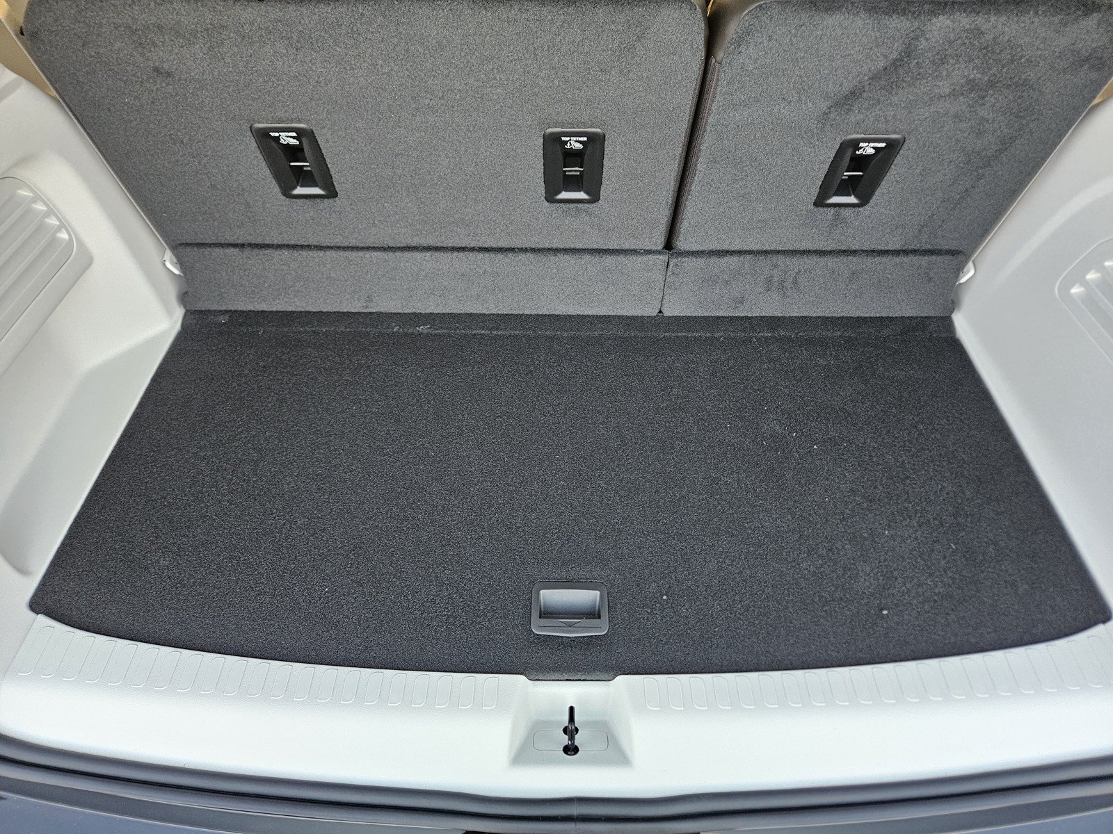New 2027 GMC Acadia Denali FWD image 23