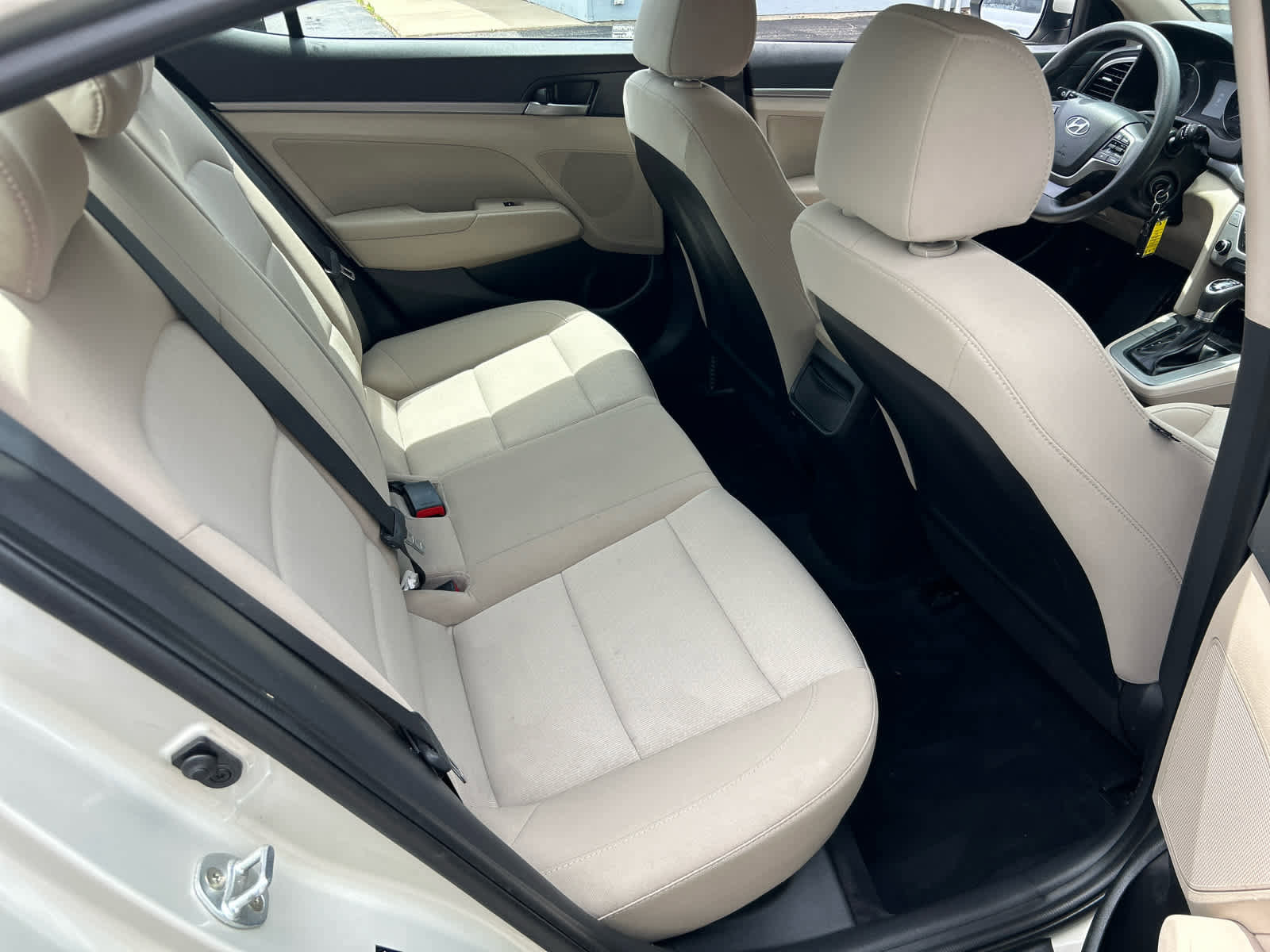 Used 2018 Hyundai Elantra SEL w/ Cargo Package FWD image 25