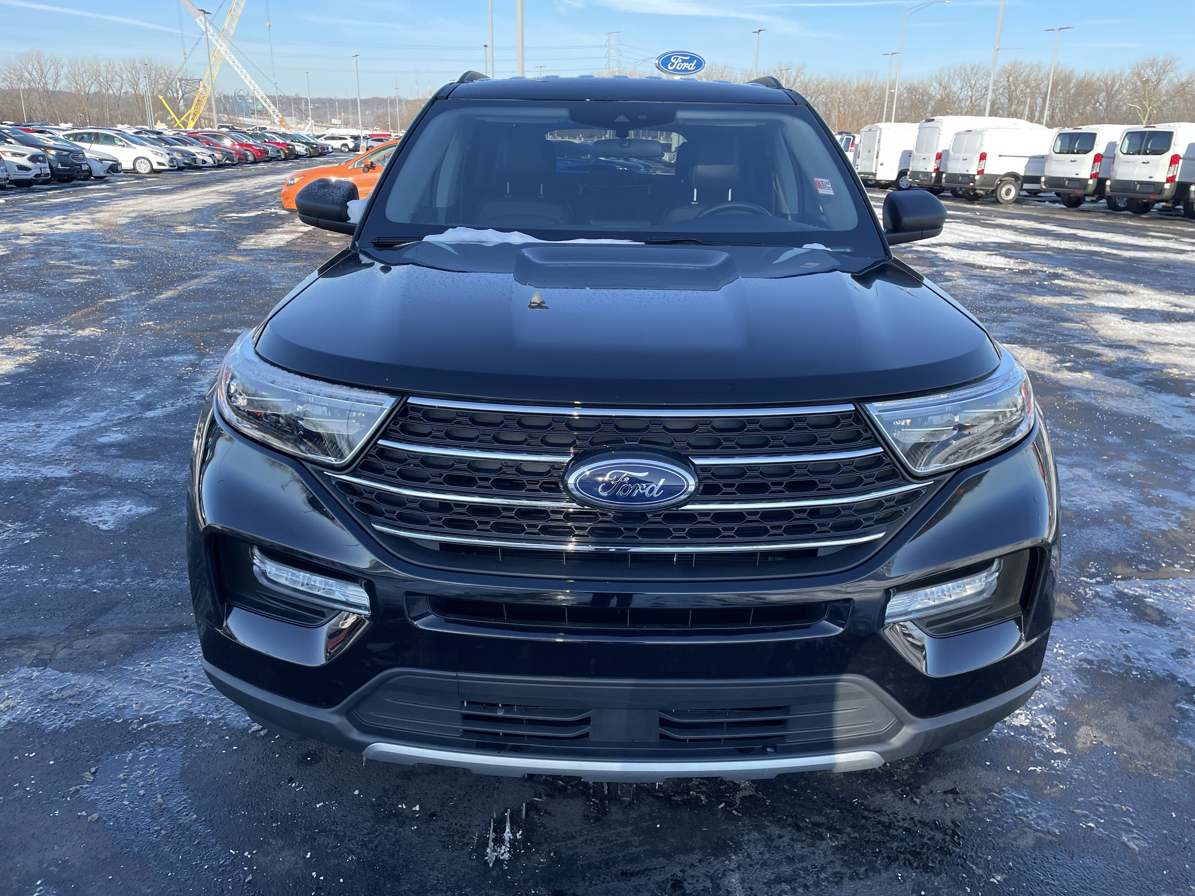 Used 2023 Ford Explorer XLT w/ Equipment Group 202A image 11