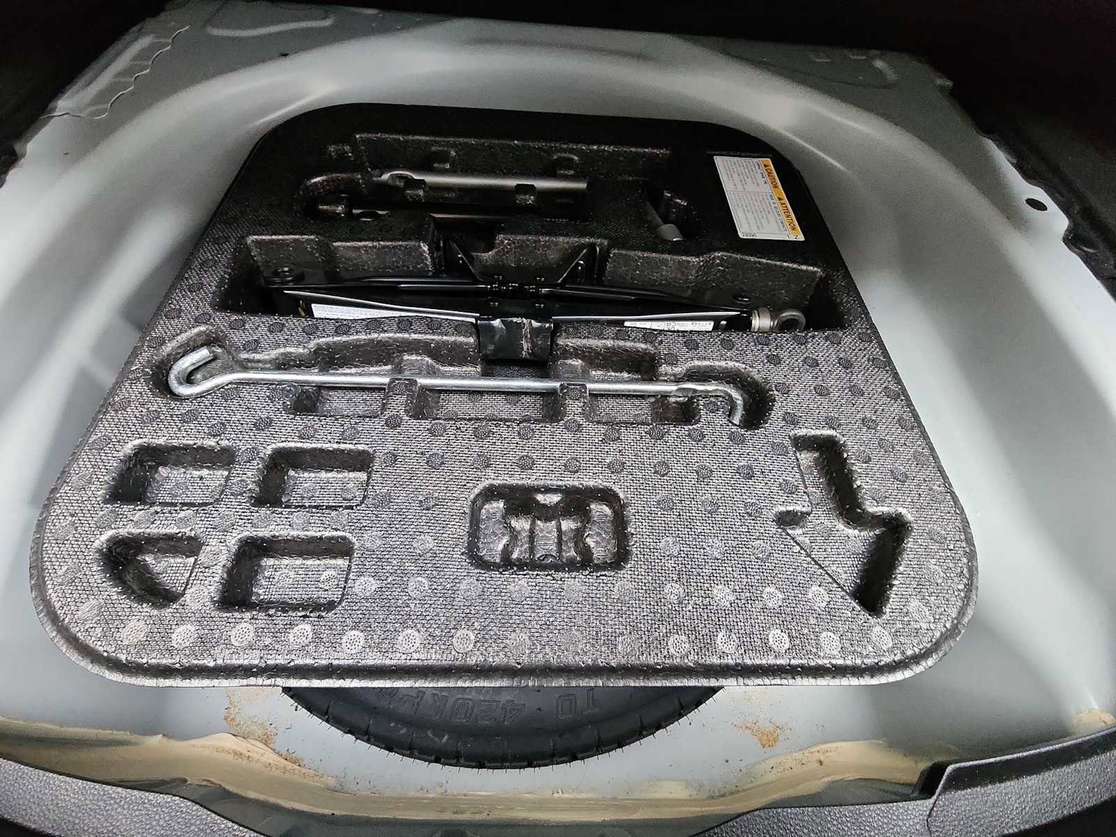 Used 2023 Toyota Corolla LE image 24