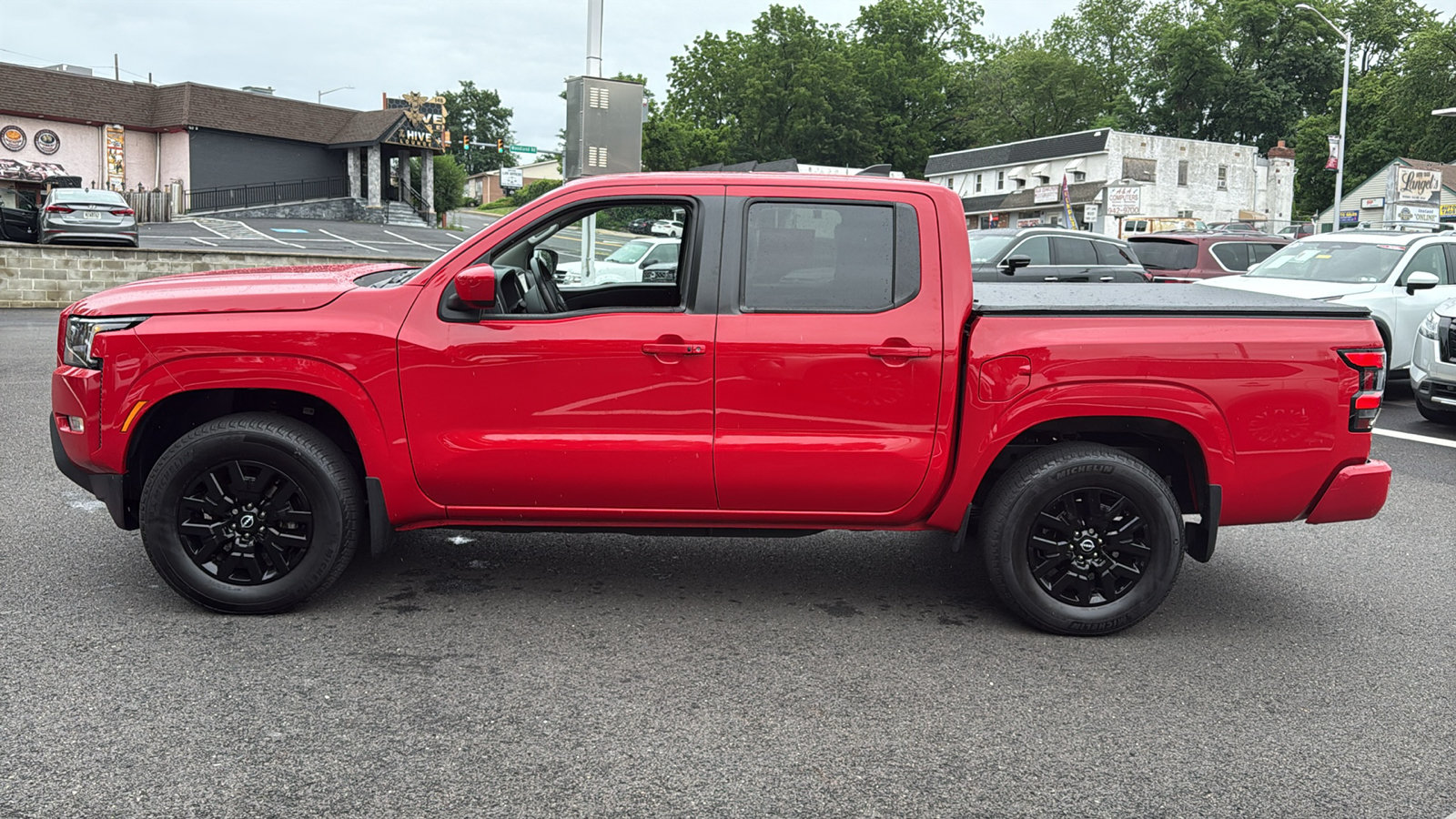 Certified 2024 Nissan Frontier SV w/ SV Convenience Package AWD/4WD image 4
